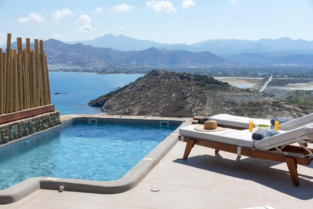 Naxos Rock Villas