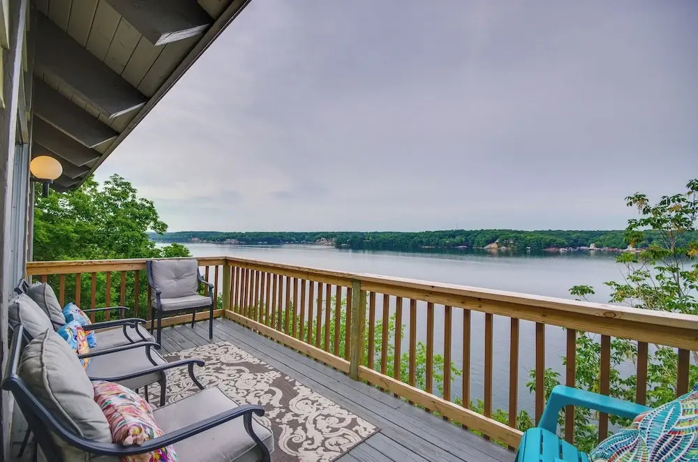 Resort Pools, Lake Views! Multi-level Ozarks Home