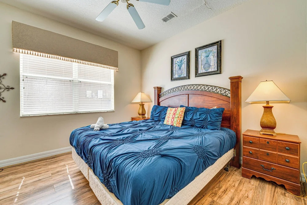 Lanai & Game Room: Vacation Home in Davenport