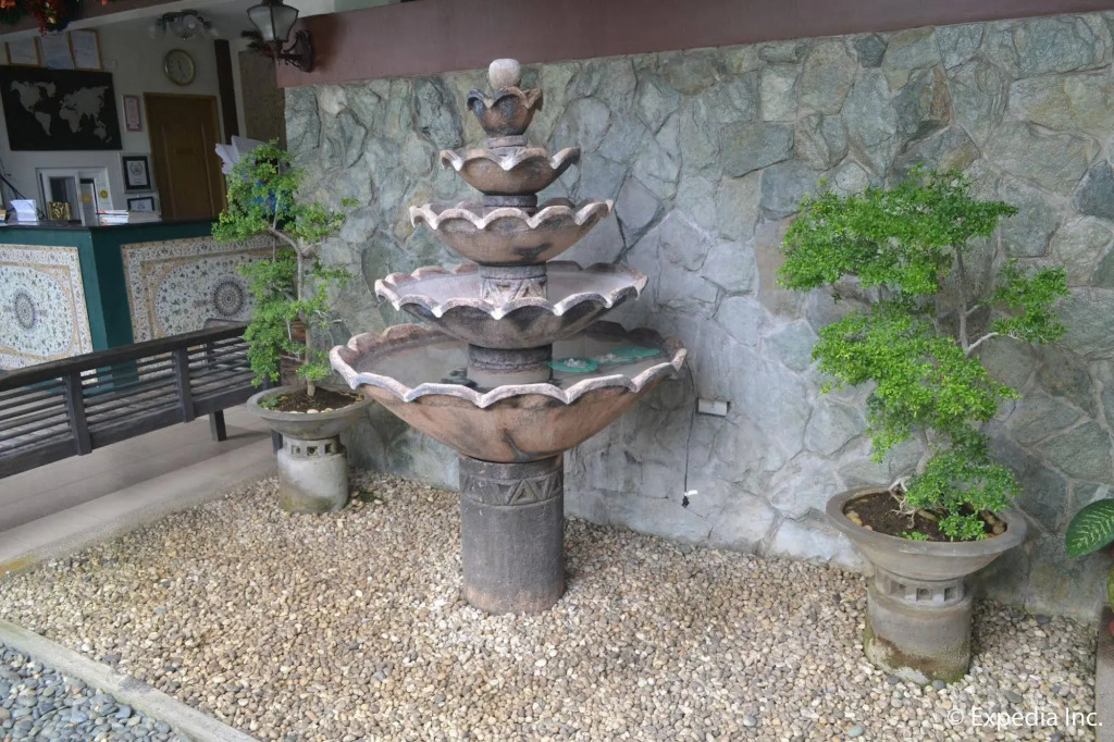 Hanan Hotel Tagaytay - Formerly Tagaytay Wingate Manor