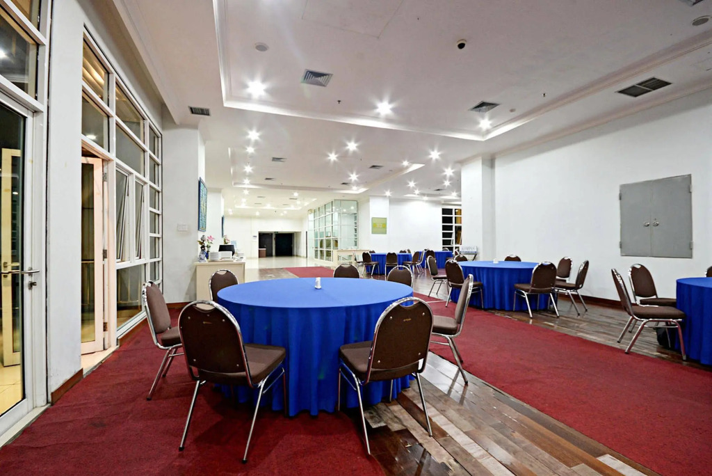 ZEN Rooms Menteng Gondangdia