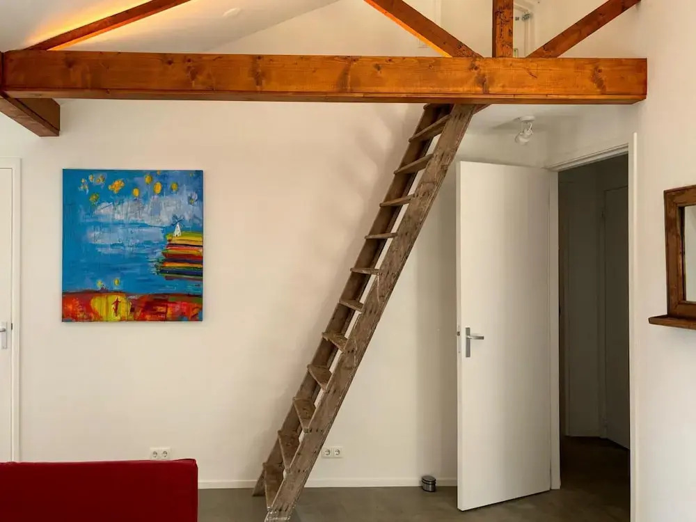 Renovated Bungalow With Garden for Families