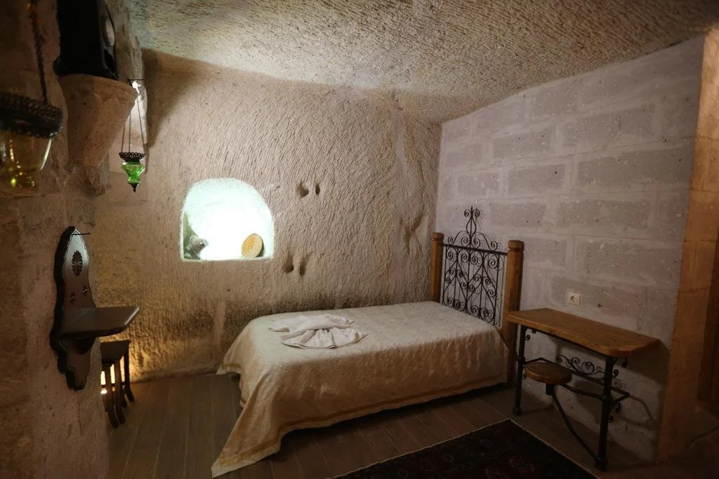 Angel Cave Suite