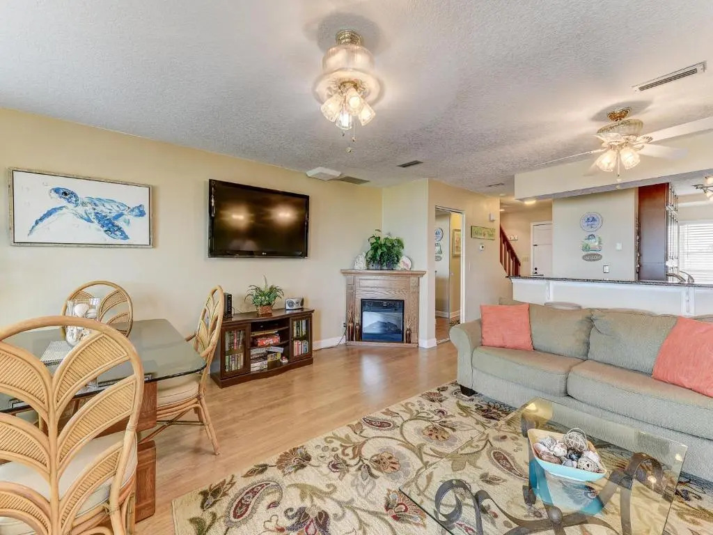 Surfside Six E, 2 Bedrooms, Ocean Front, Sleeps 6, Wireless Internet