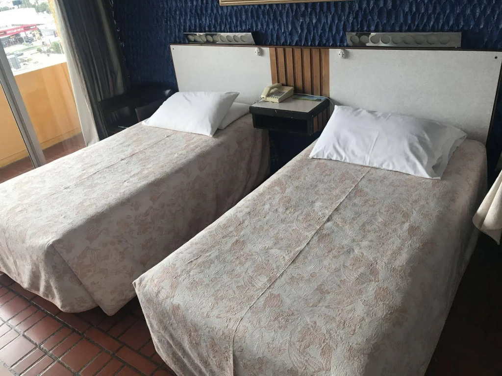 Hotel Savoy Inn