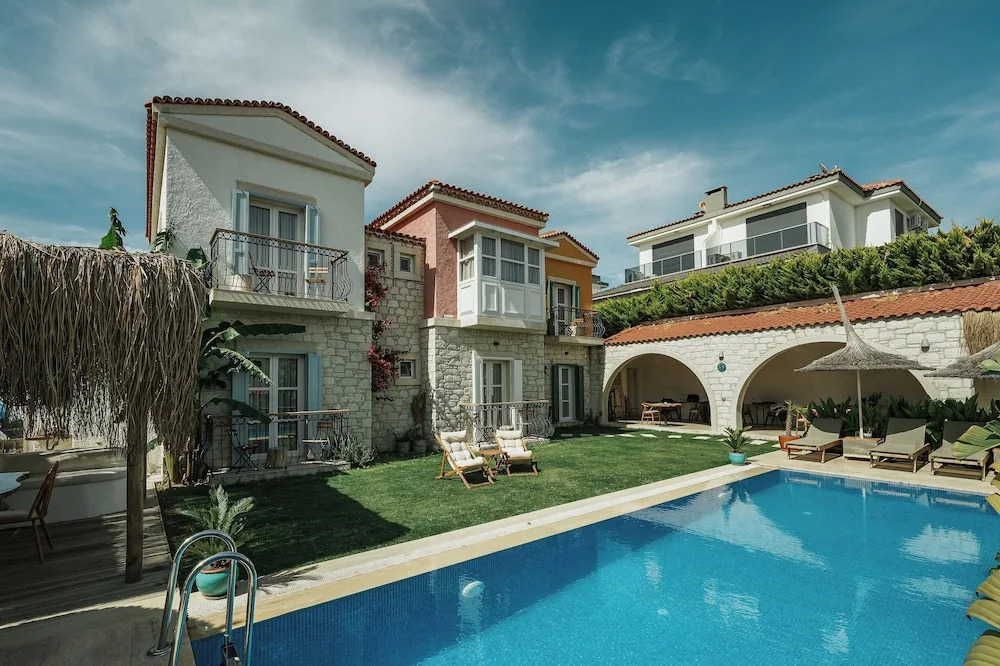 Lika Alacati