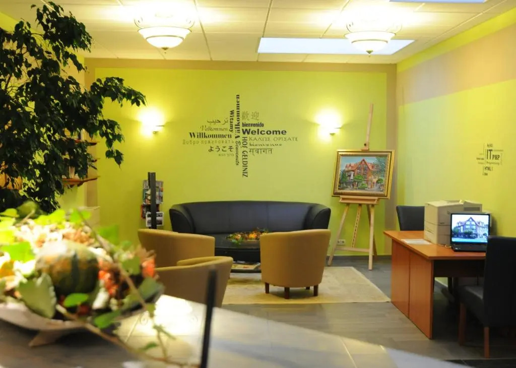 City Hotel