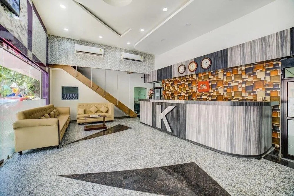 FabHotel Ghosh Villa Guest House