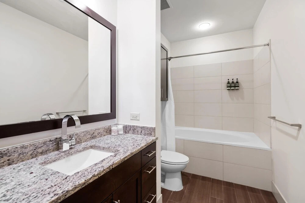 Austin Central 2BD 2BA Apartment