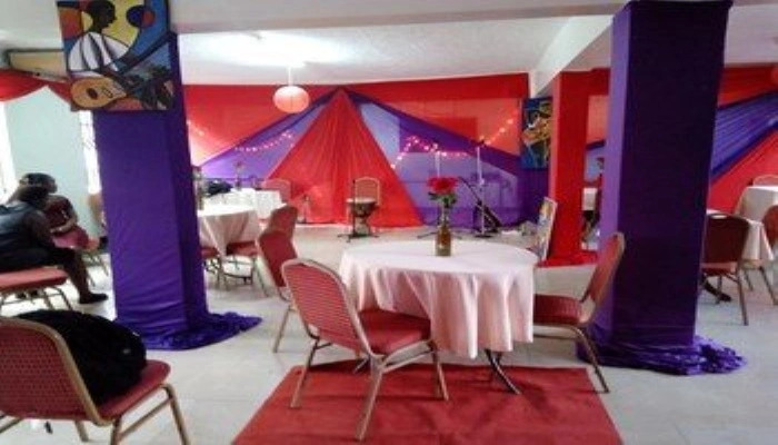 Shalom Hotel
