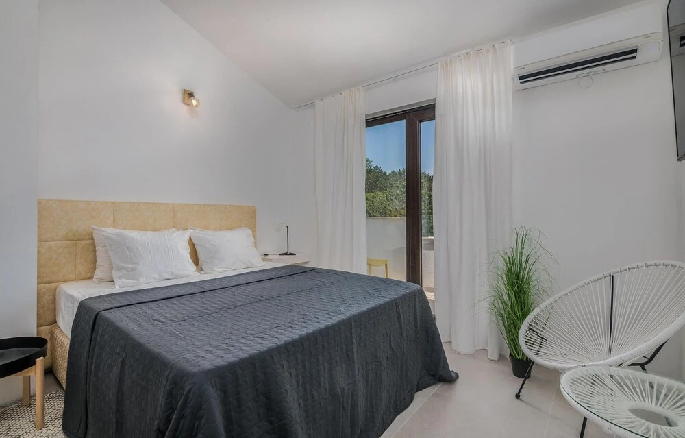 Stunning Home In Klimno With Wifi