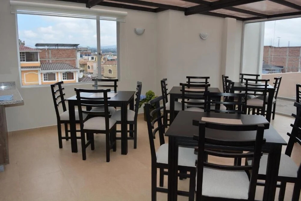 Illari Hotel