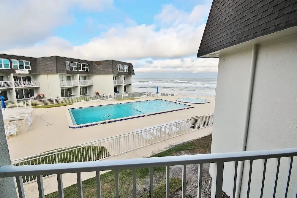 Surfside 207 Apartment 2
