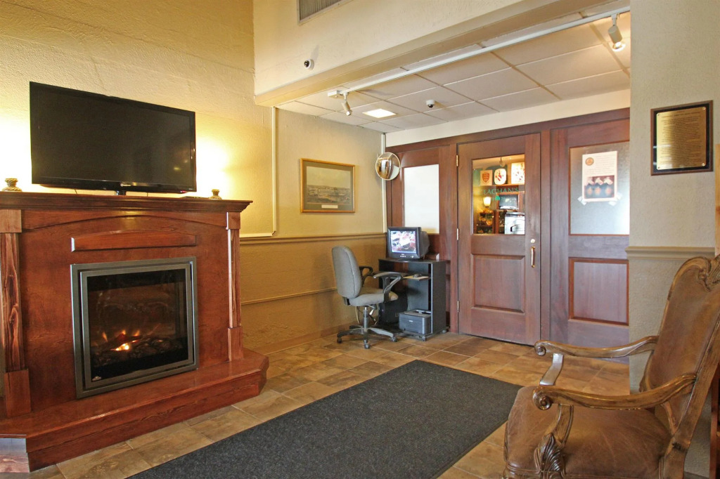 Fireside Inn and Suites Bangor