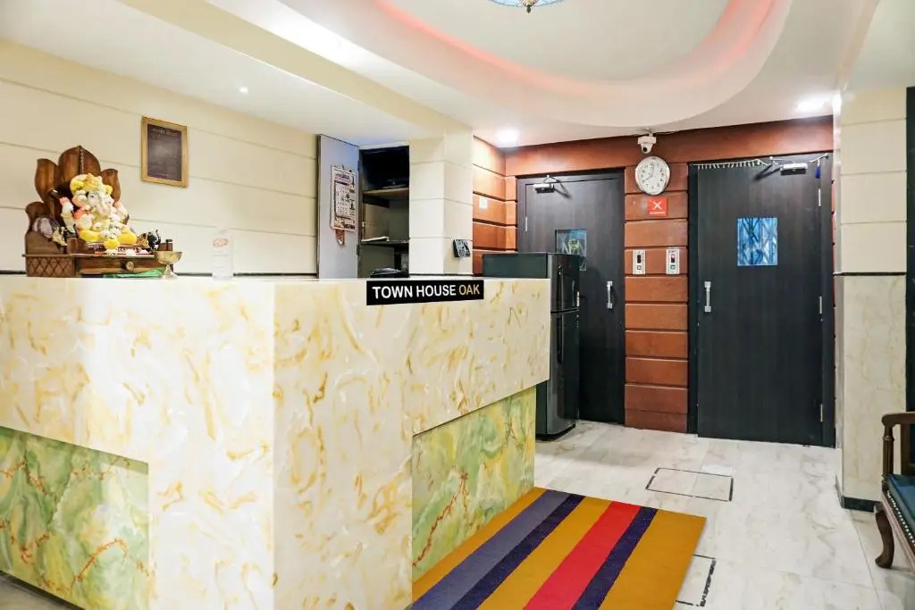 Townhouse OAK Gharonda Residency