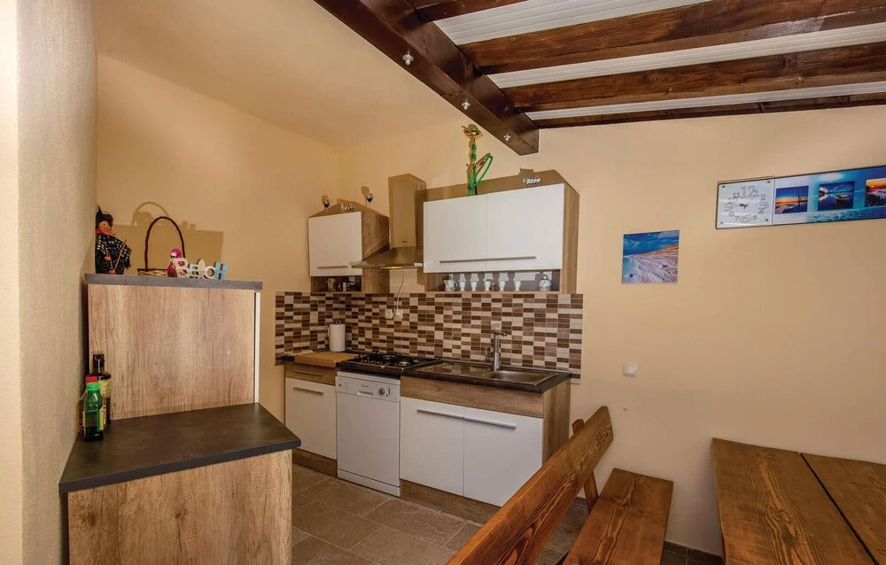 Cozy Apartment In Crikvenica
