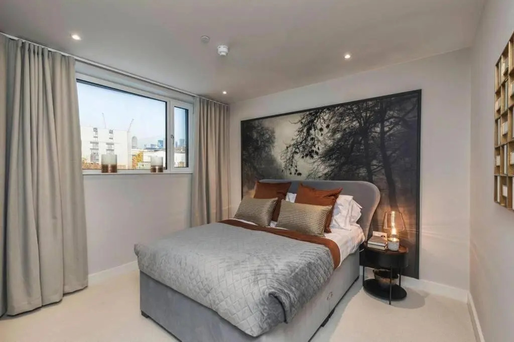 Deluxe elegant and very spacious apartment#17