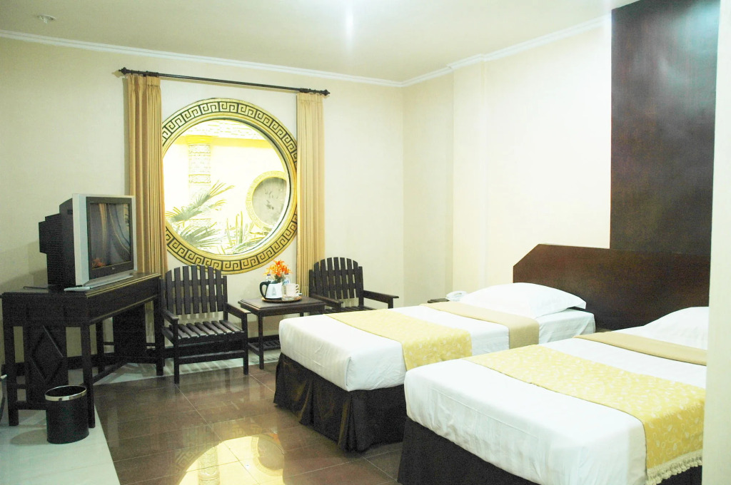Hotel Oval