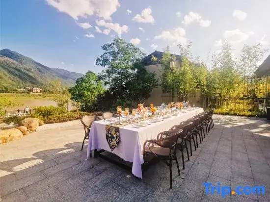 Huajin Manhe Hot Spring Resort (Yongtai Mountain Branch)