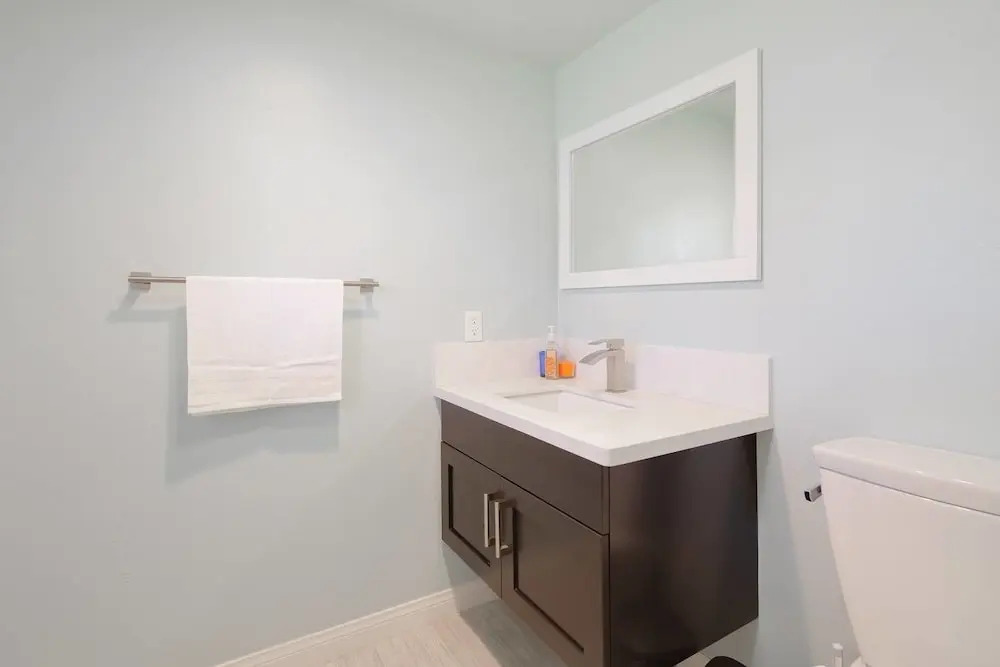Radiant Estate New Luxury Cali 3 Bd!