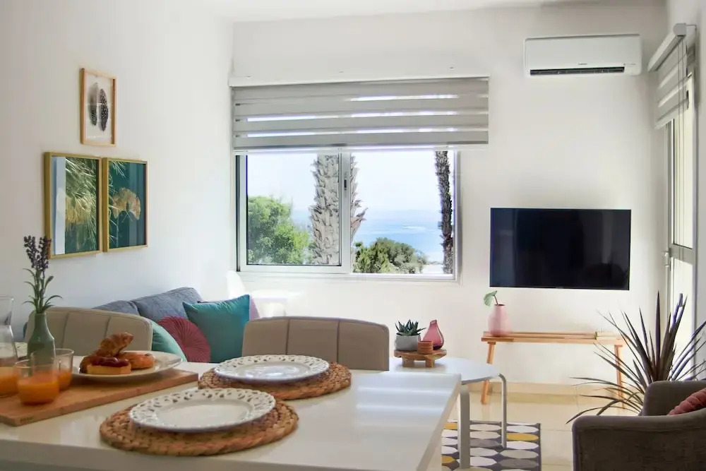 Constantinos Seaview Residence