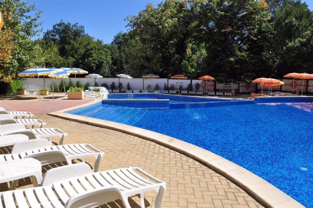 Kris Apartments at Paradise Green Park -FREE Parking