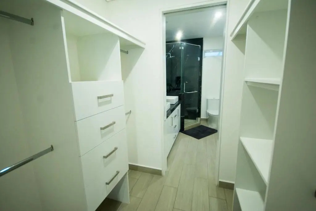 Real View Towers E105 by Casago