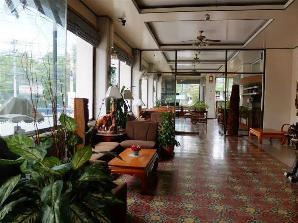 Buarawong Residence