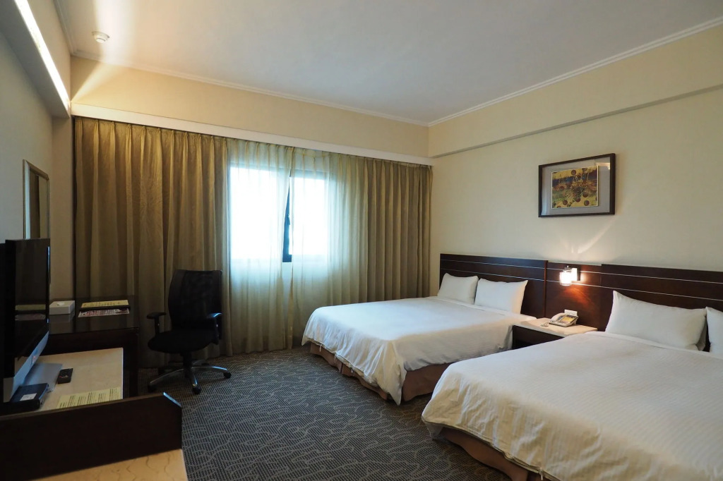 Young Soarlan Hotel - Tainan