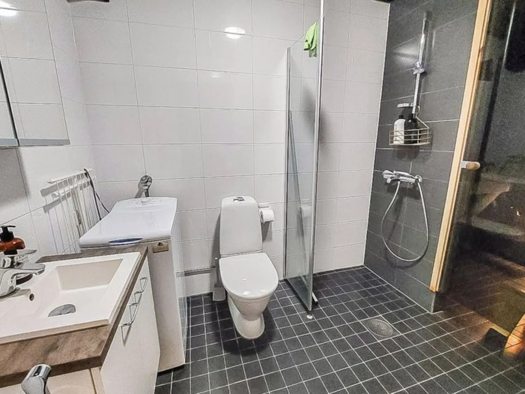 Skivillas 61 ukkohalla (b1)