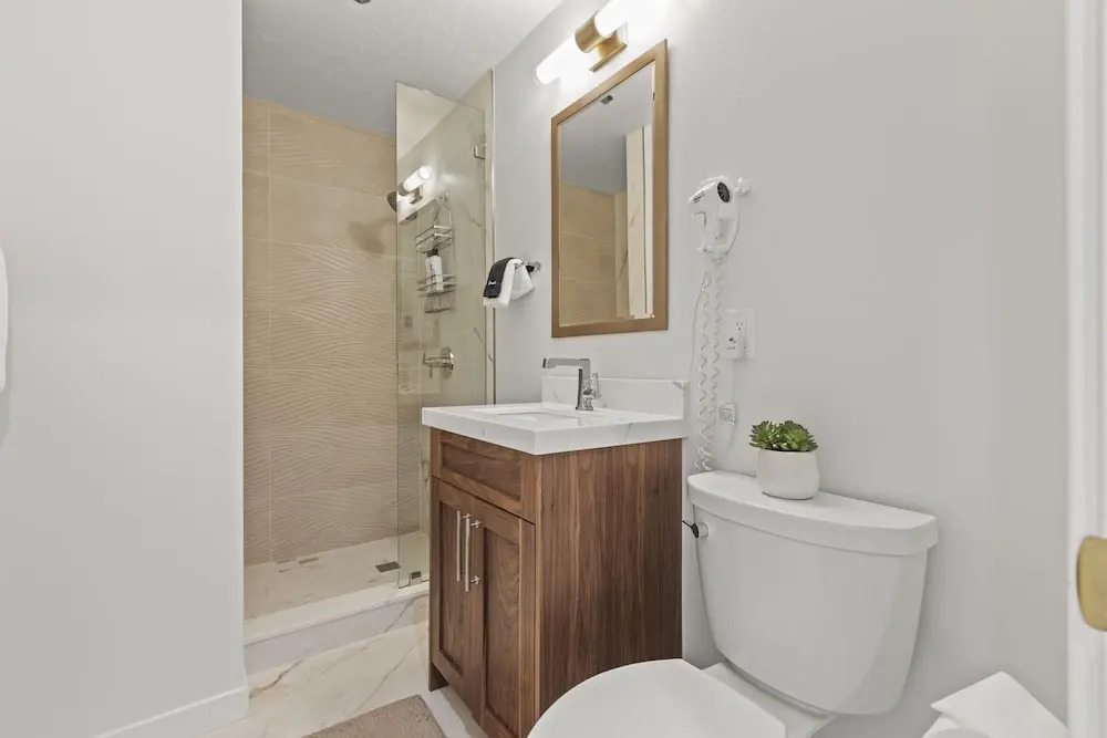 Galleria 307-studio 1 Bedroom Home by RedAwning