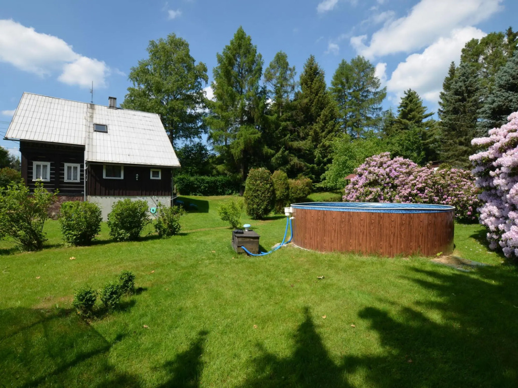 Forest Escape With Garden