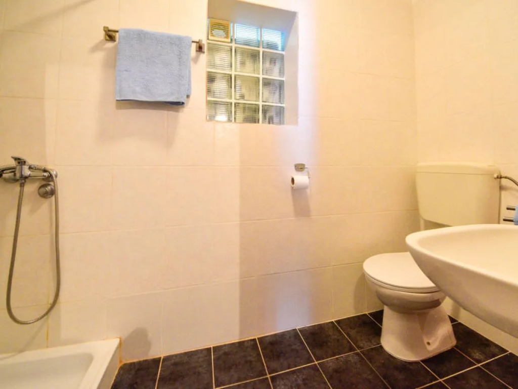 Apartment Damir Spiez 29980