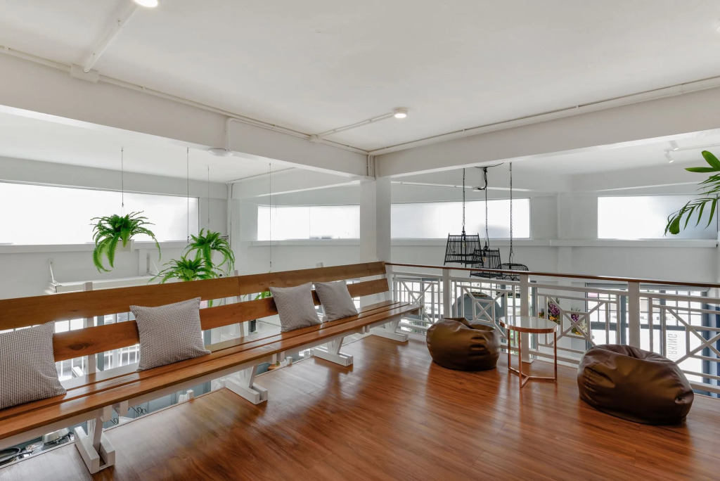 The Quarter Bangkok Poshtel & Coworking - Hostel
