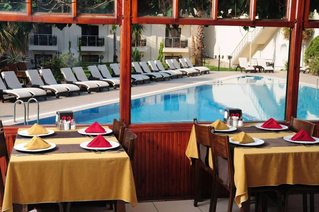 Han Deluxe Hotel