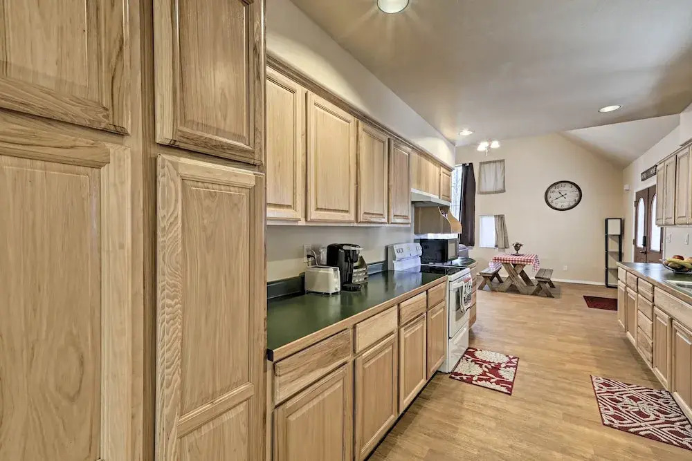 Family-friendly Forested Home w/ Snow Play Area!
