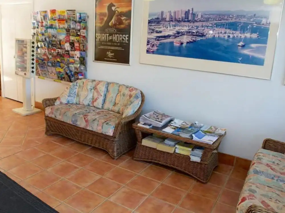 Cannes Court Holiday Apartments
