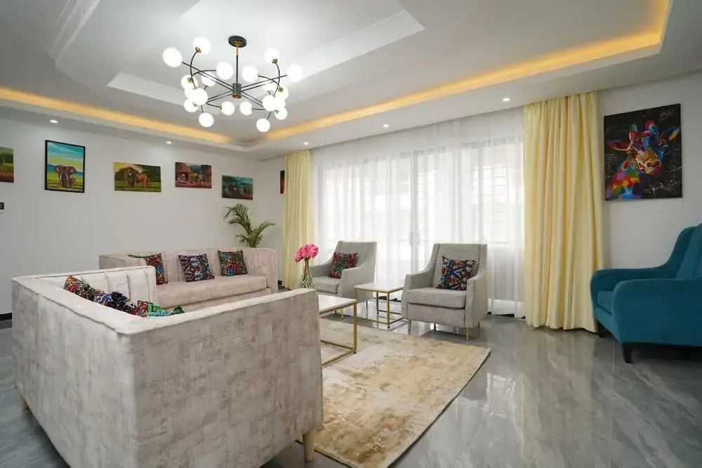 Lux Suites Platinum Oak Residency