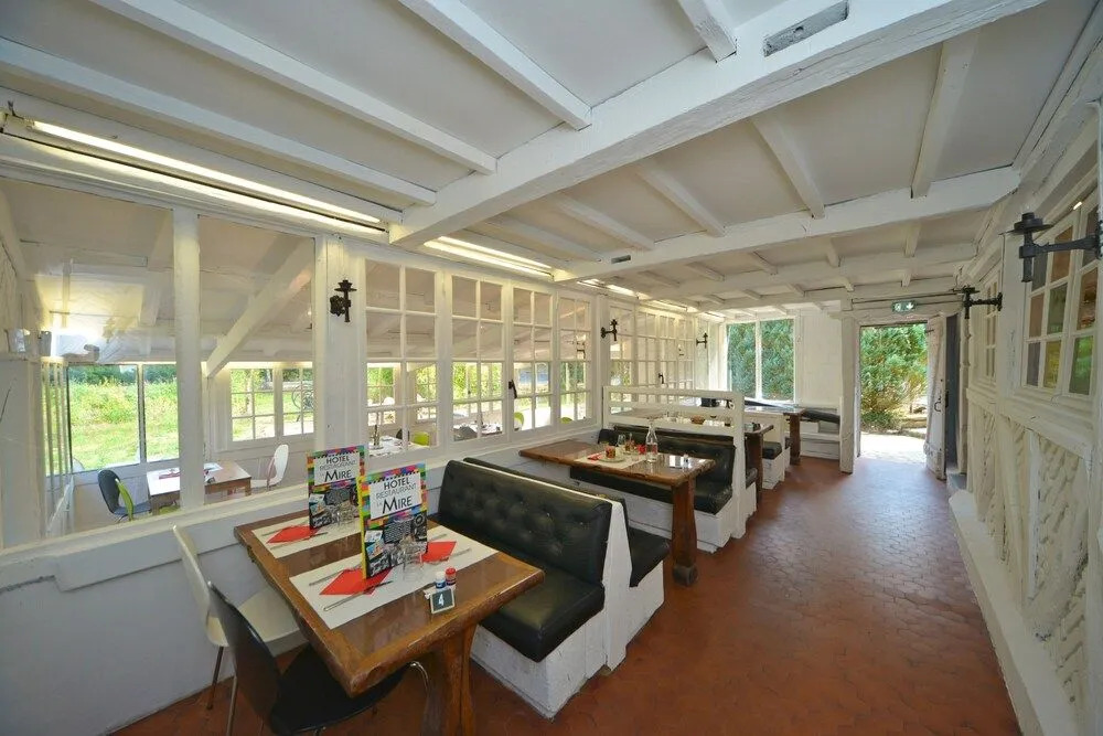 Logis - Hotel et Restaurant La Mire