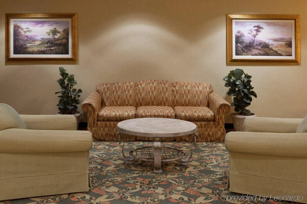 Holiday Inn Express Hotel & Suites Columbus Airport by IHG