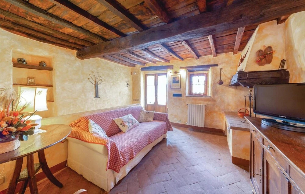 Amazing Apartment in Ambra AR With 2 Bedrooms and Outdoor Swimming Pool
