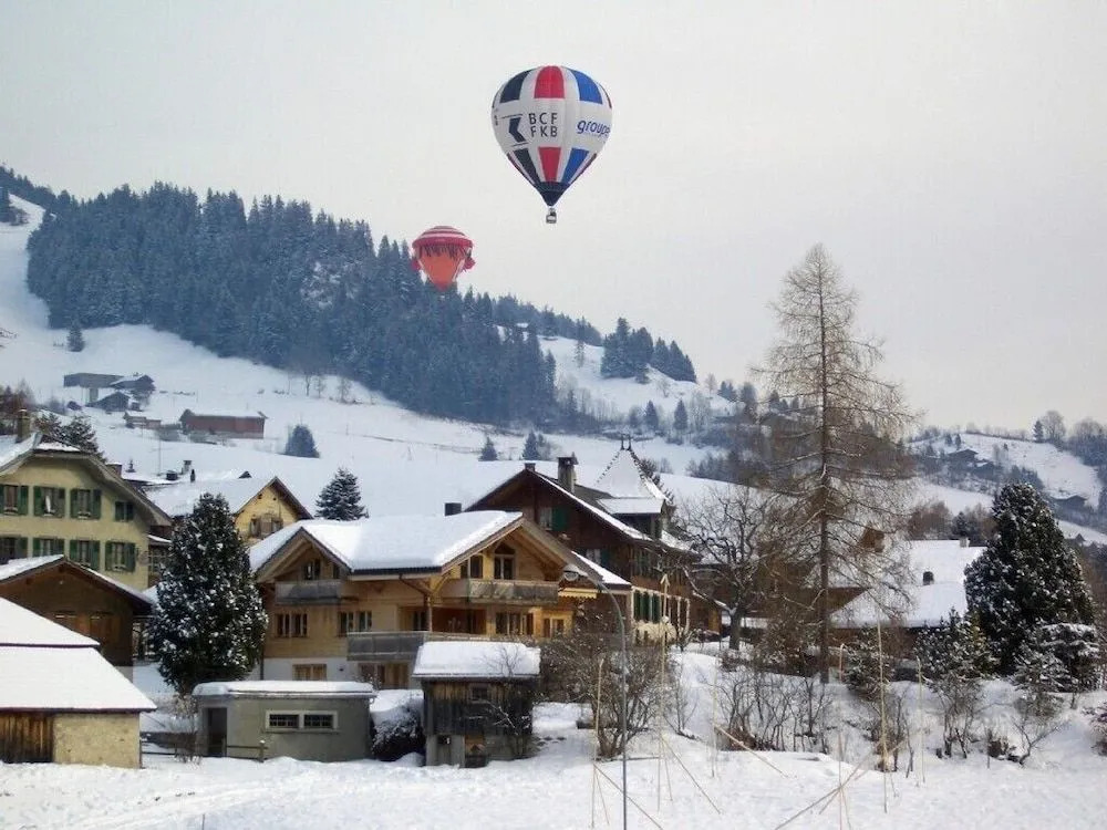Luxury Apartment, Panoramic Mountain Views, 5 Star Spa Facilities - 3 Bedroom