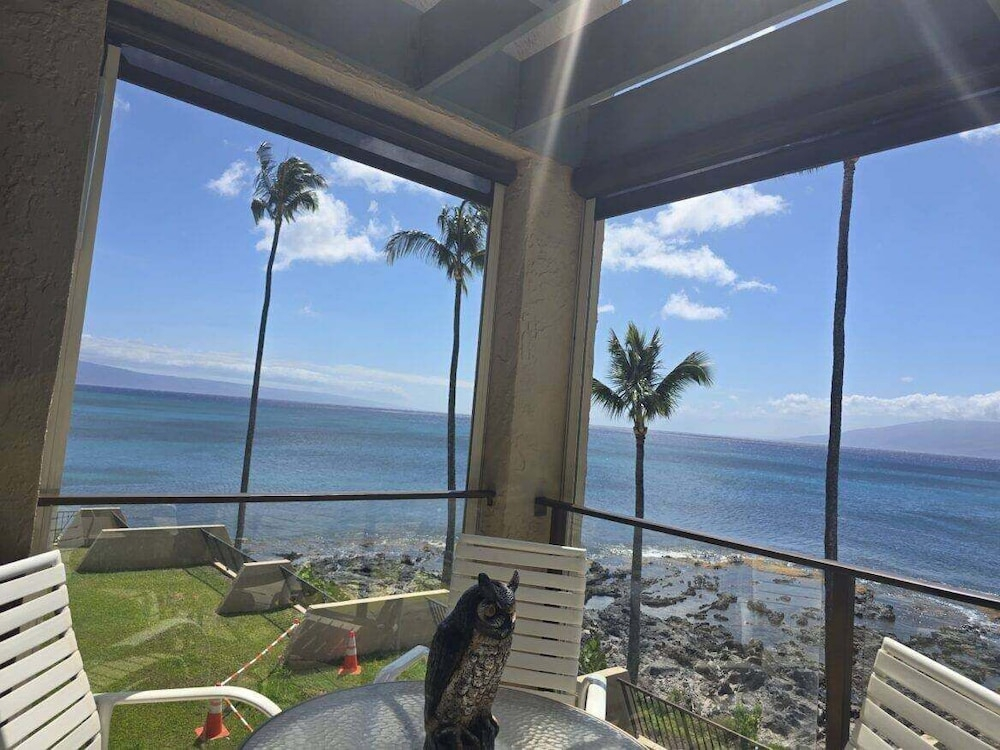 Napili Point Oceanfront Family Loft - Unit C4 1 Bedroom Condo