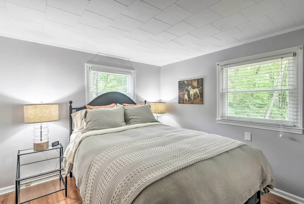 Blowing Rock Home: 1 Block to Downtown!