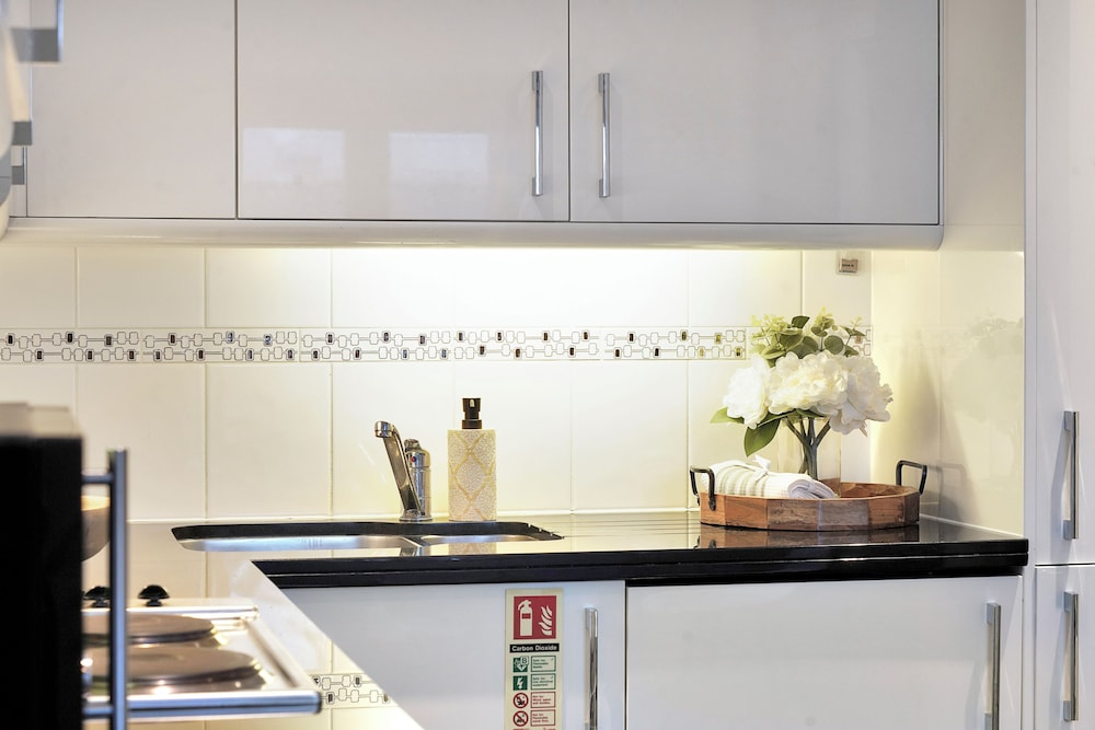 Hertford Flat 14