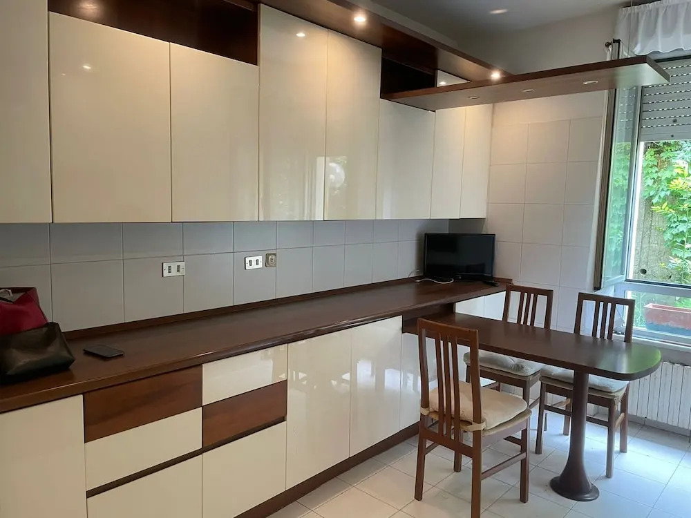 Lemon Tree Resort - FreeParking