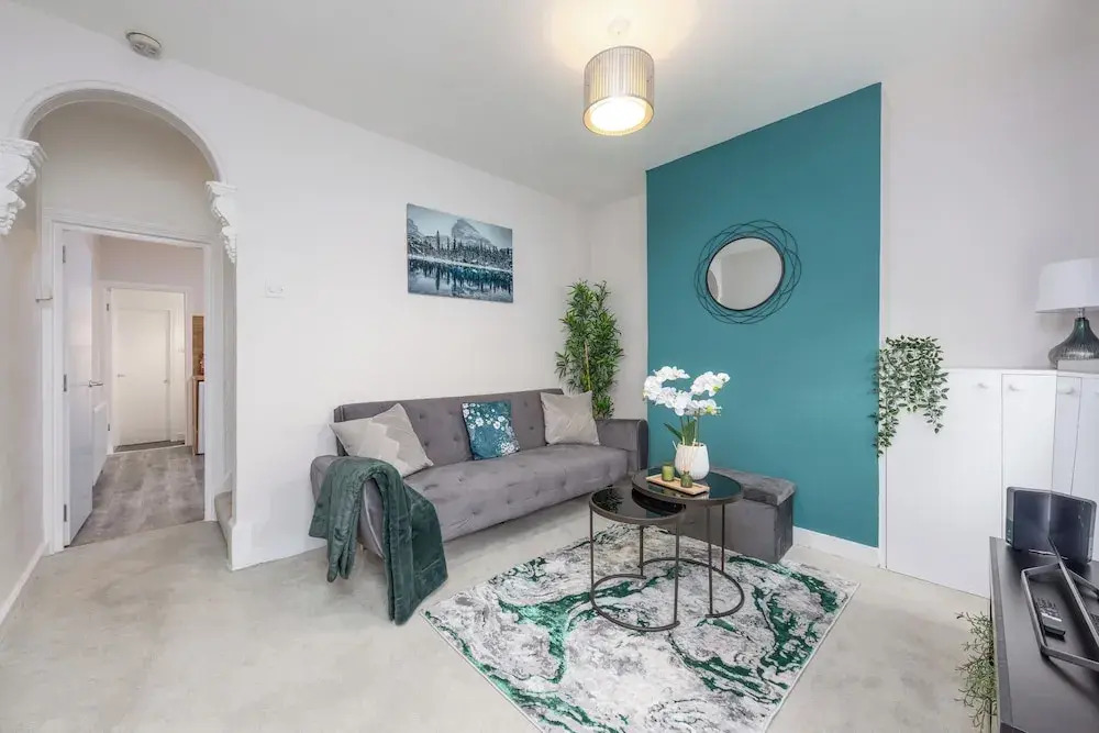 Rochester Retreat - Charming 3 Bedroom House