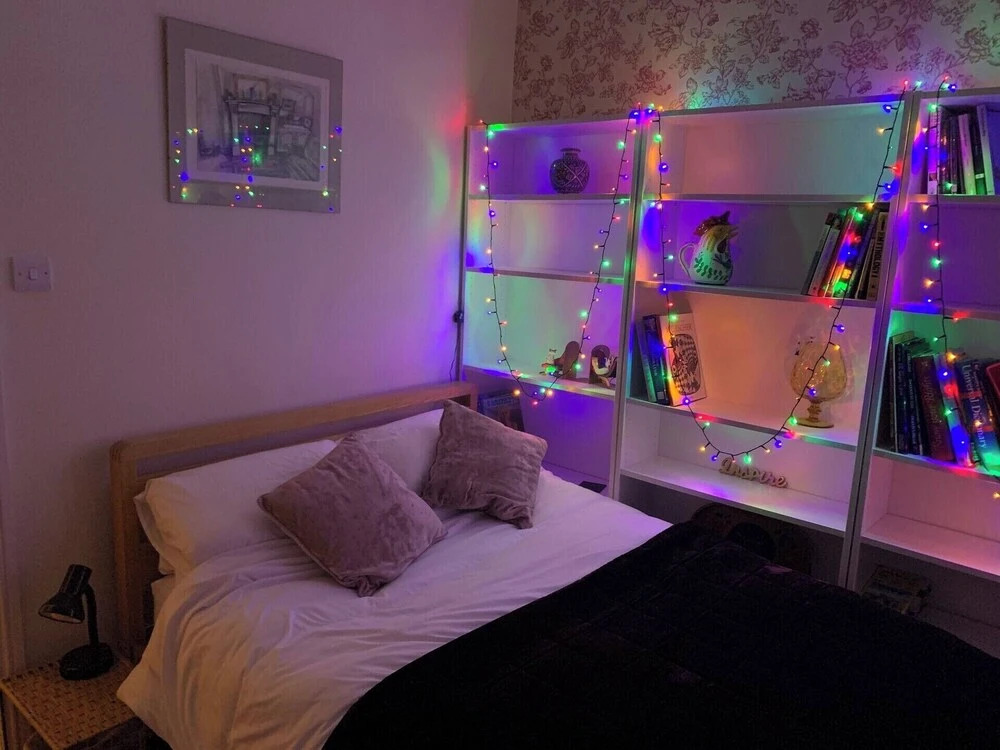 Bright 2-bed Apartment With Office in Newcastle