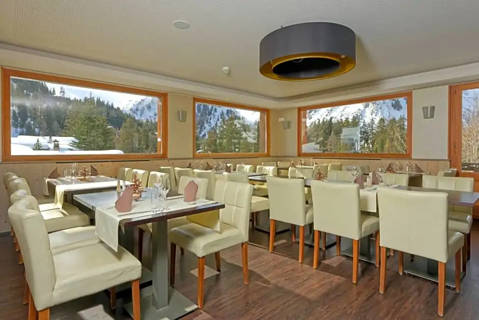 Hotel Edelweiss