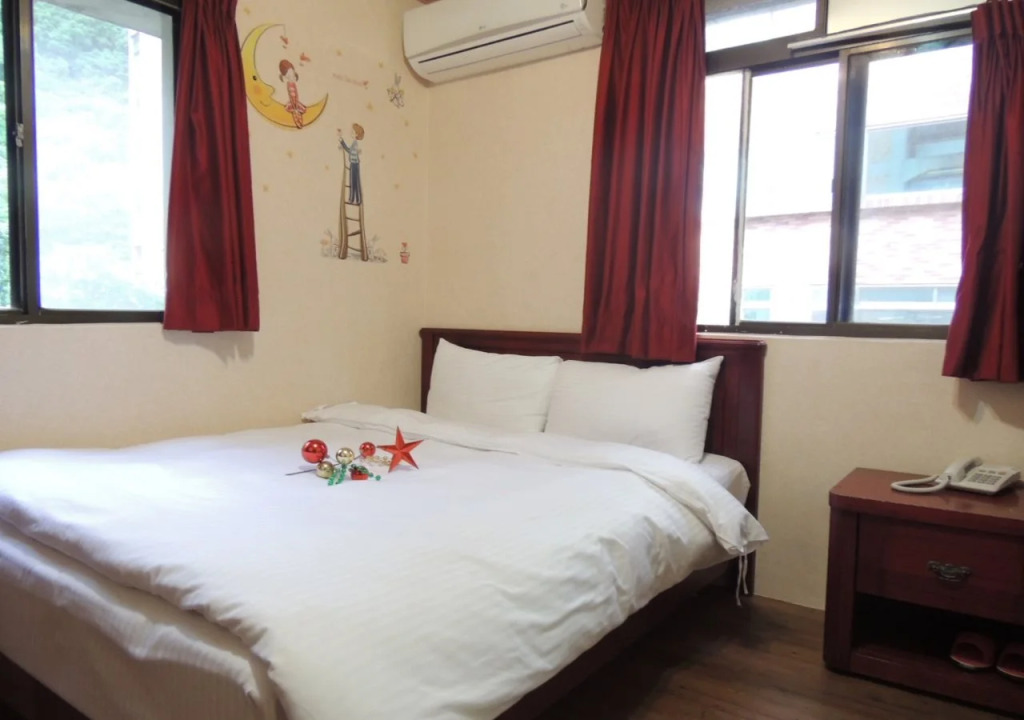 Jiaoxi Hot Springs Hotel